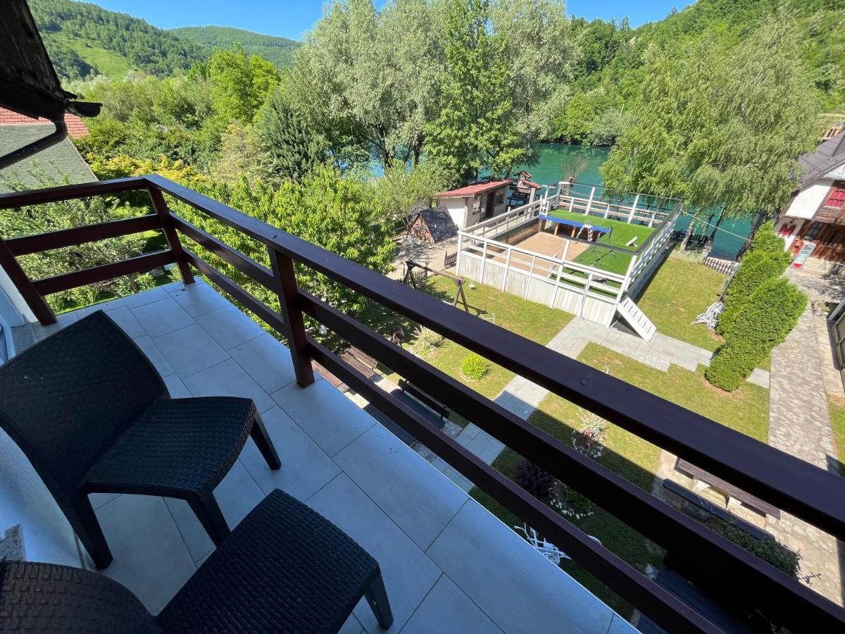 Rooms And Apartments Neron Bihac Lohovo Екстериор снимка