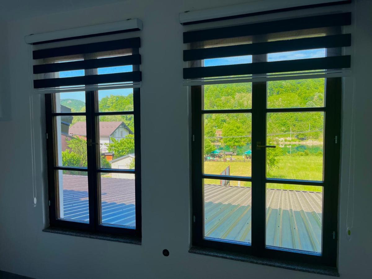 Rooms And Apartments Neron Bihac Lohovo Екстериор снимка