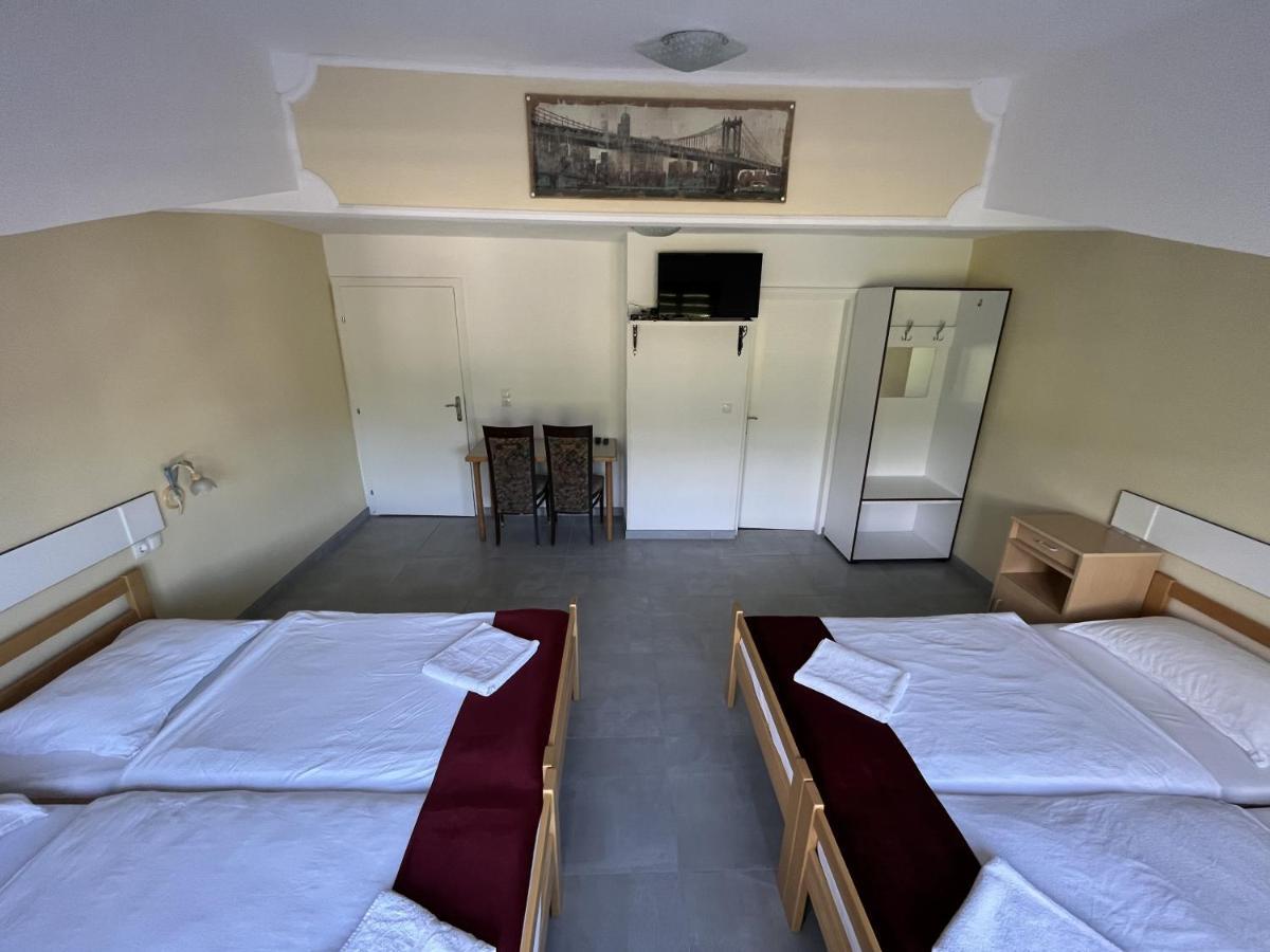 Rooms And Apartments Neron Bihac Lohovo Екстериор снимка