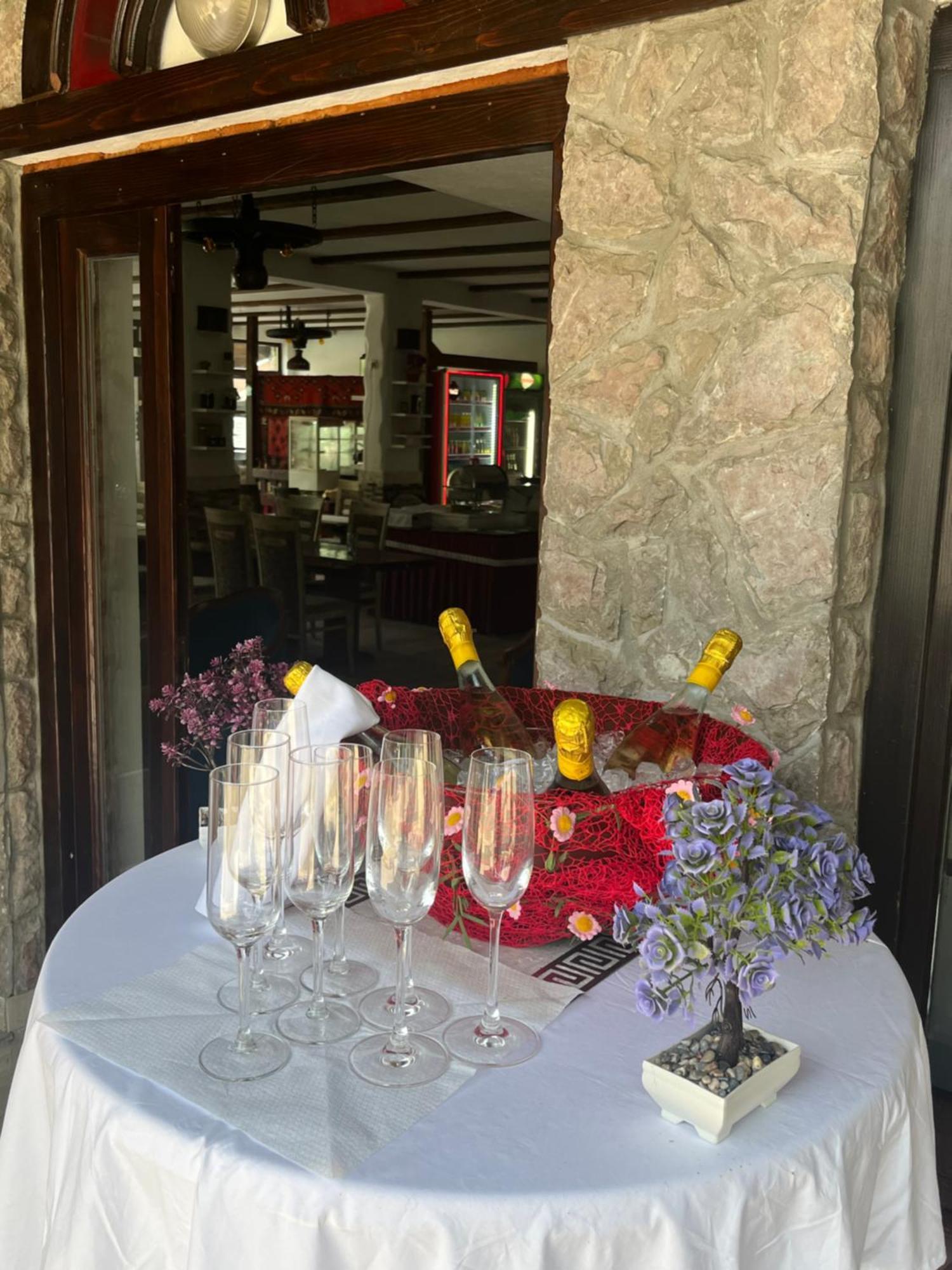 Rooms And Apartments Neron Bihac Lohovo Екстериор снимка