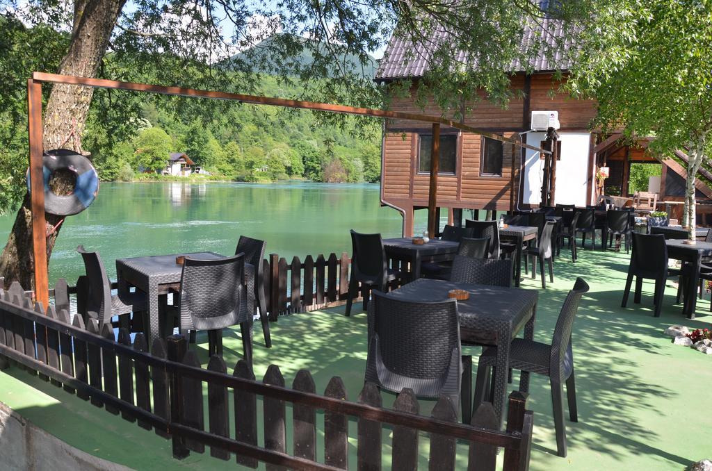 Rooms And Apartments Neron Bihac Lohovo Екстериор снимка
