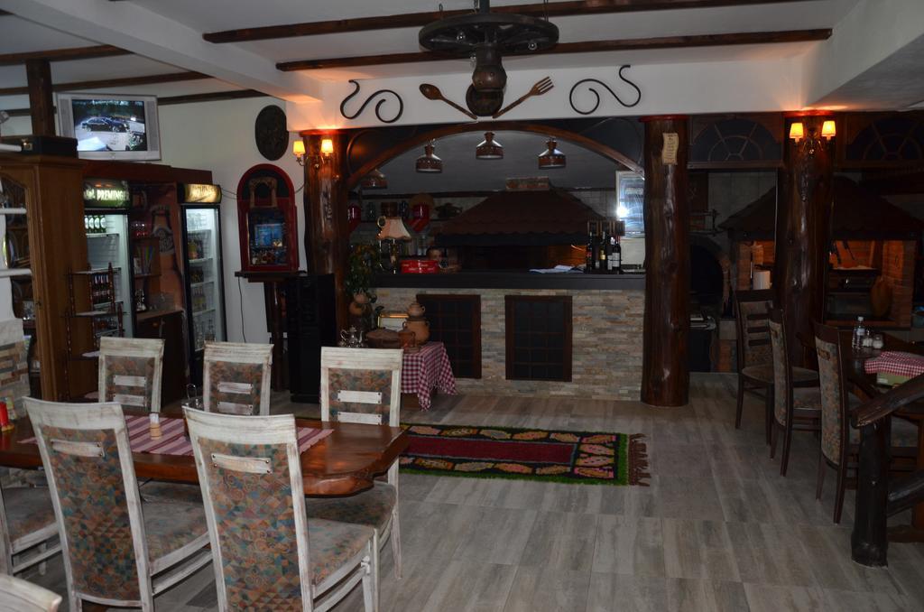 Rooms And Apartments Neron Bihac Lohovo Екстериор снимка