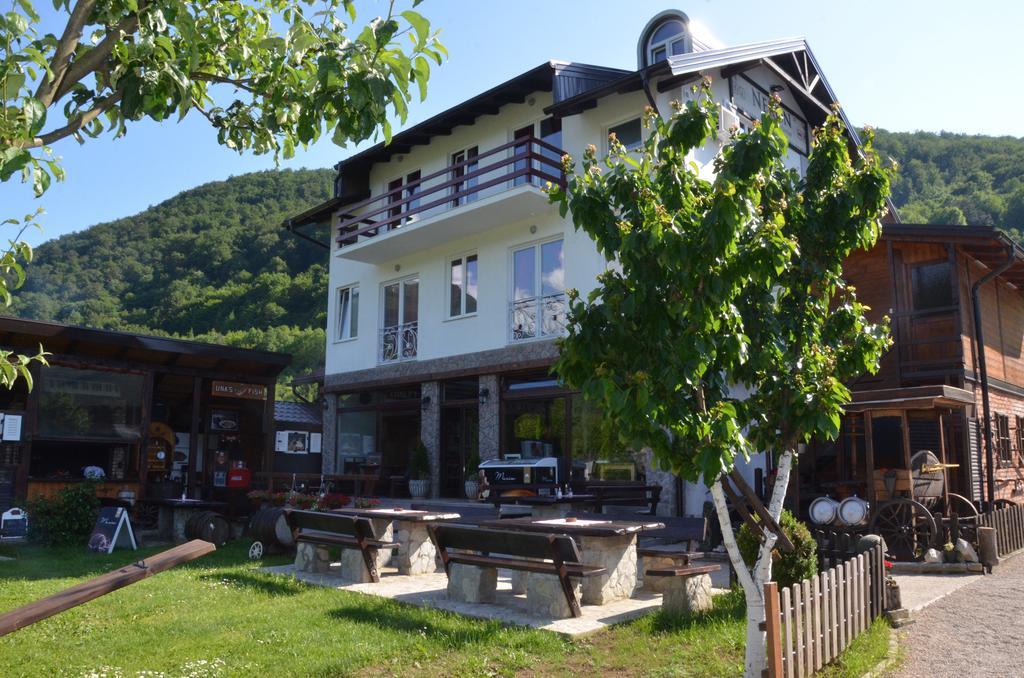 Rooms And Apartments Neron Bihac Lohovo Екстериор снимка