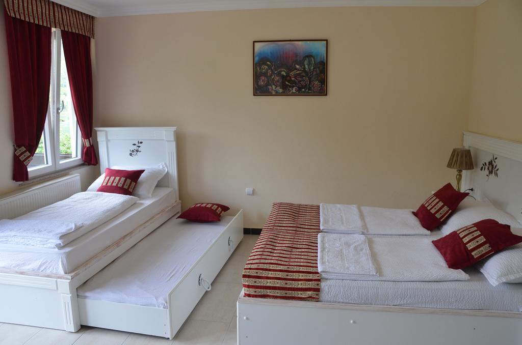 Rooms And Apartments Neron Bihac Lohovo Екстериор снимка