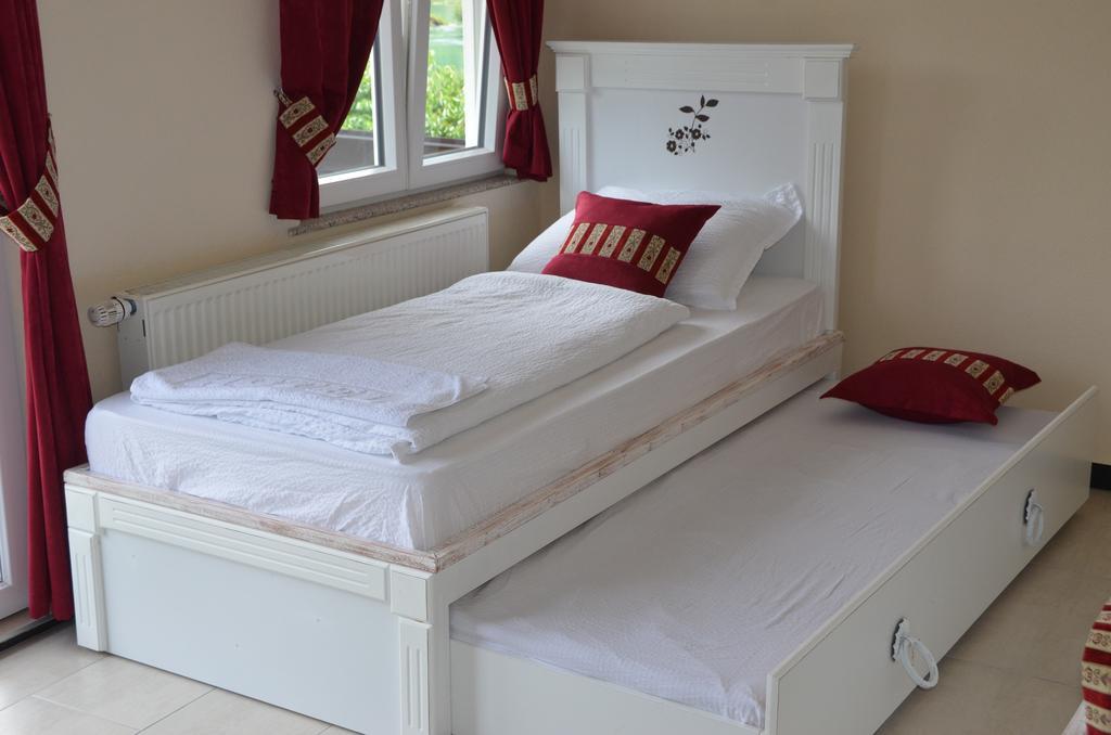 Rooms And Apartments Neron Bihac Lohovo Екстериор снимка